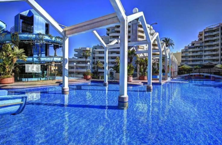 Benal beach vista al mar y parque acuático Benalmádena Exterior foto