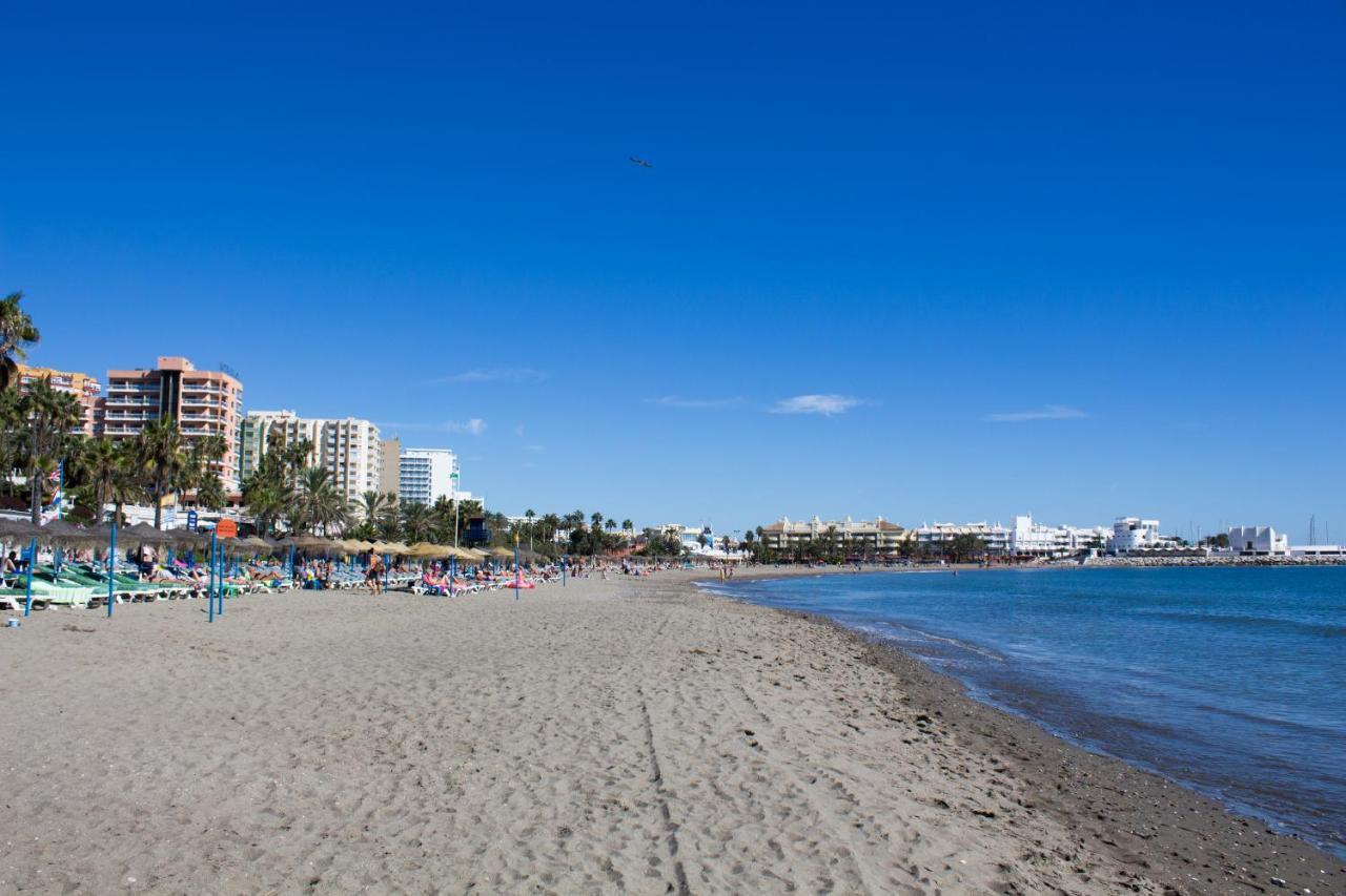 Benal beach vista al mar y parque acuático Benalmádena Exterior foto