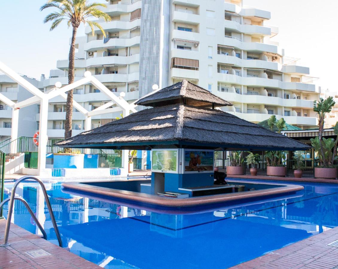 Benal beach vista al mar y parque acuático Benalmádena Exterior foto
