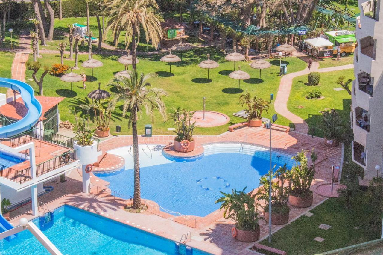 Benal beach vista al mar y parque acuático Benalmádena Exterior foto